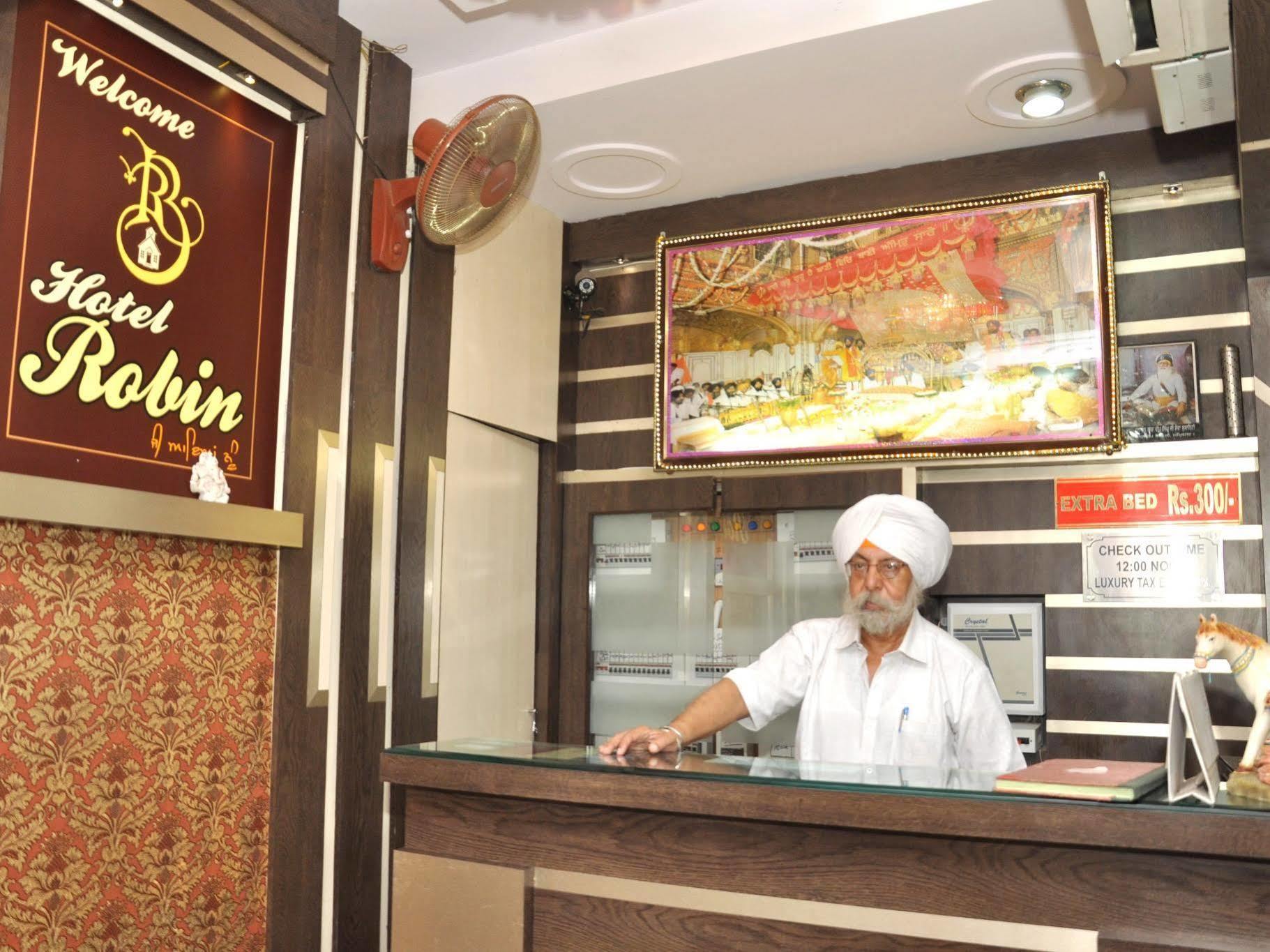 Hotel Robin Amritsar Zewnętrze zdjęcie